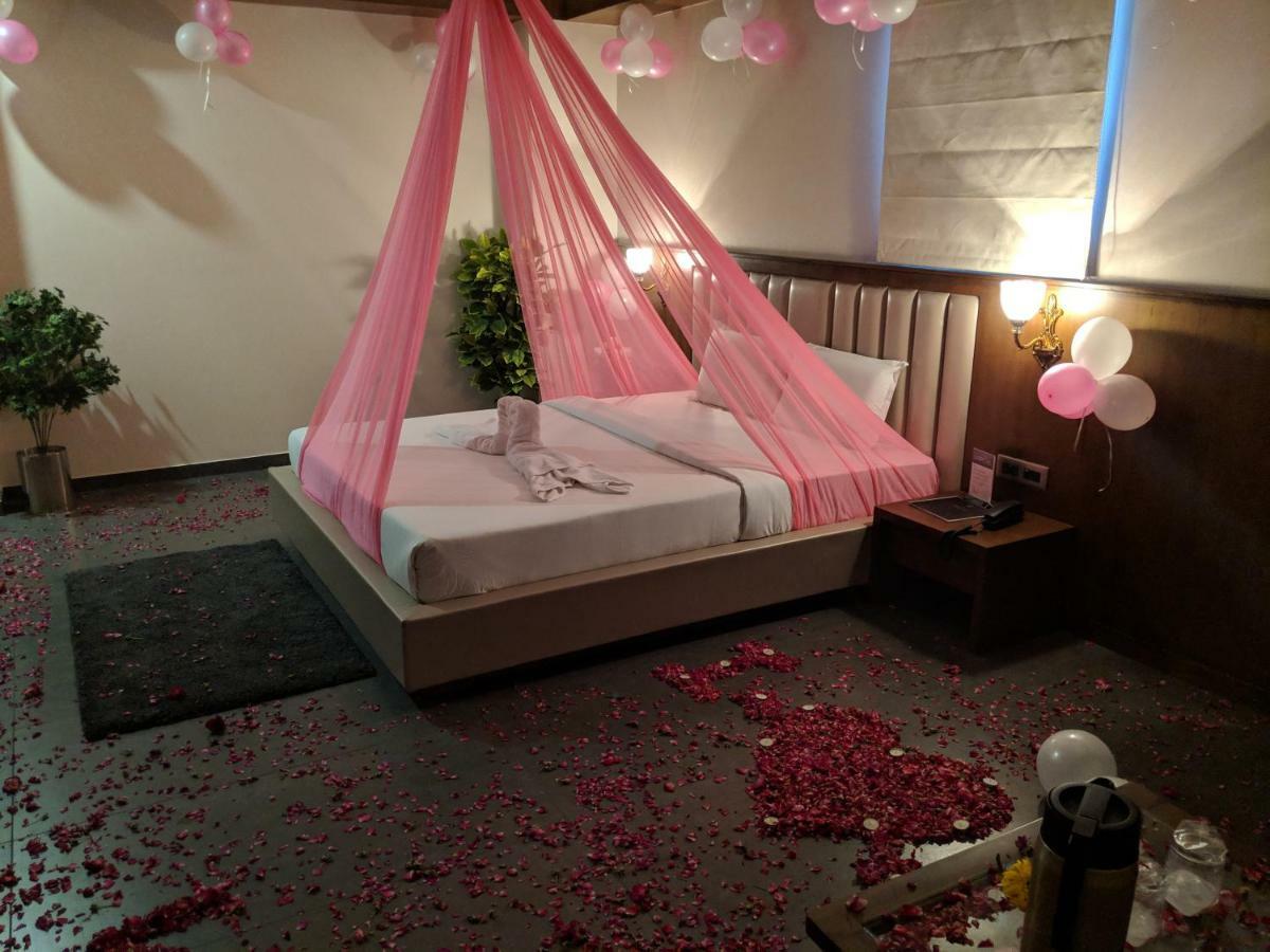 Hotel Avaante Ahmedabad Formerly Known As The Orchid Hotel 外观 照片