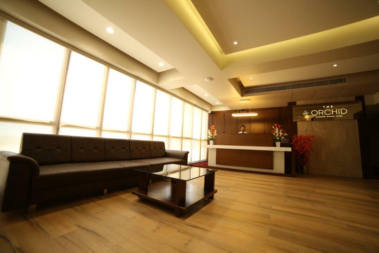 Hotel Avaante Ahmedabad Formerly Known As The Orchid Hotel 外观 照片